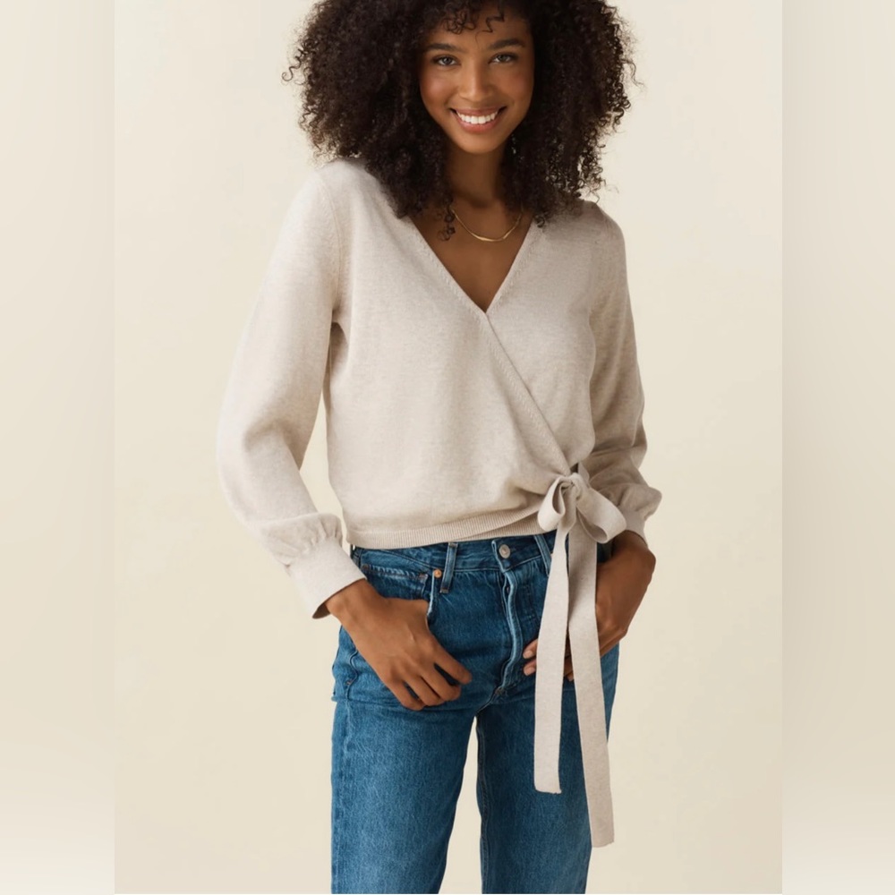 Vetta The Classic Wrap tie waist vneck Sweater reversible oatmeal long sleeve XS